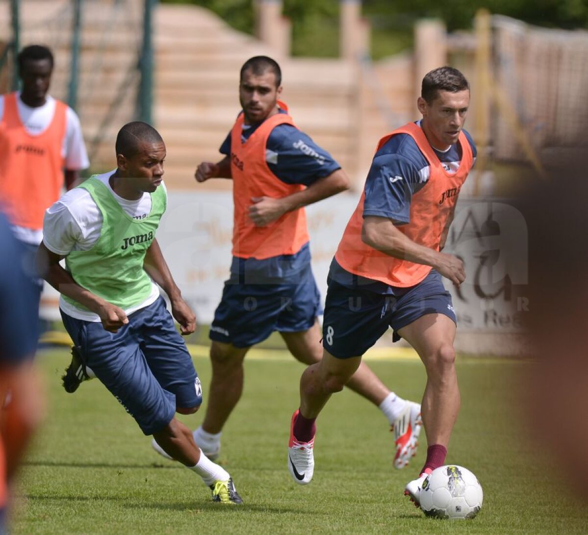 FOTO Steaua, Dinamo şi CFR Cluj, spionate în cantonament » Cum se antrenează 3 dintre favoritele la titlu