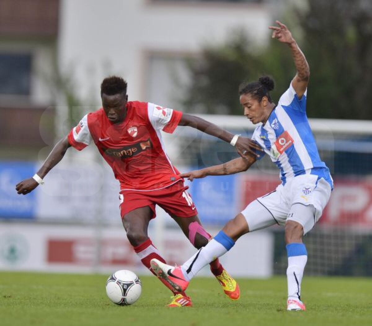 FOTO Remiză cu Ronny Levy » Dinamo a încheiat la egalitate amicalul cu Antorthosis (1-1)