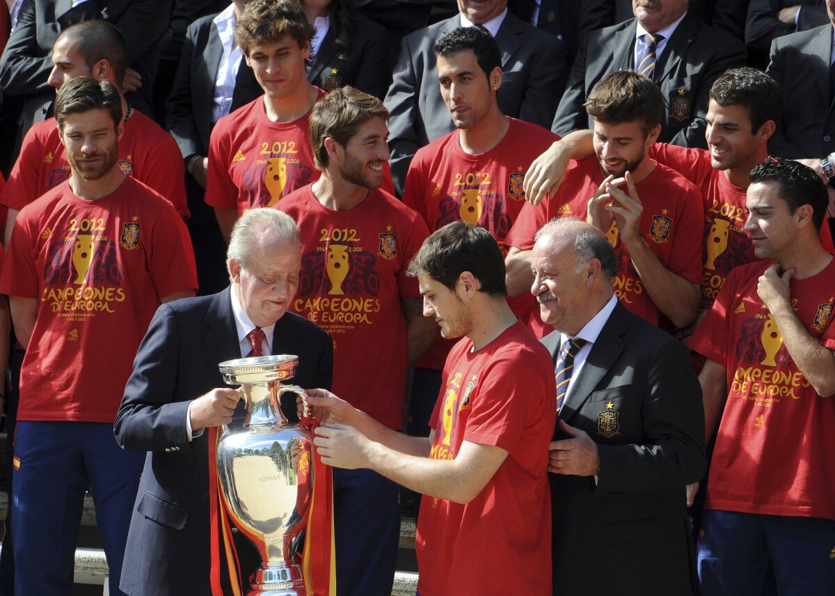 VIDEO&FOTO Spaniolii au făcut spectacol la sărbătoarea de la Madrid » Pepe Reina, maestru de ceremonii ;)