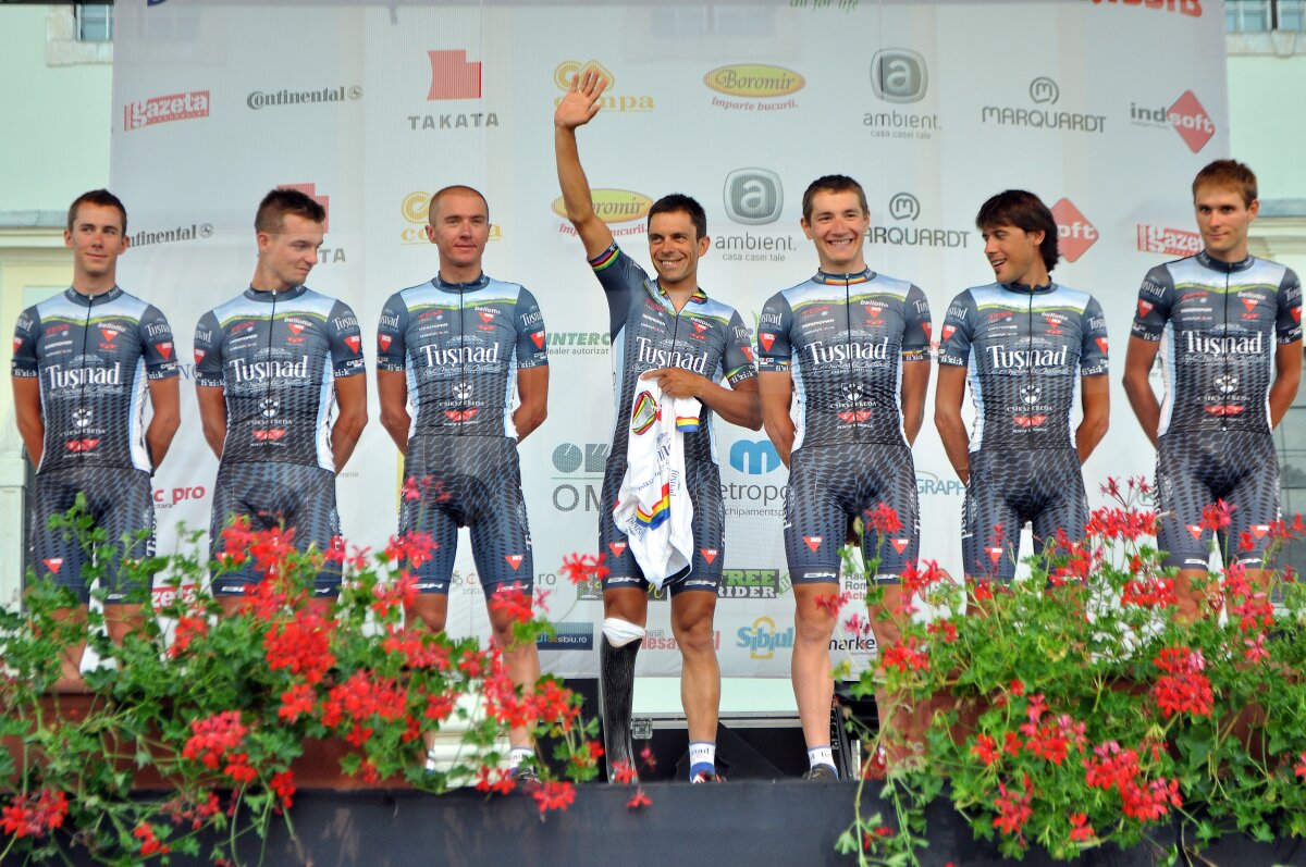 FOTO Ambiţii mari pentru români la Turul Sibiului: "Vrem primul loc!"