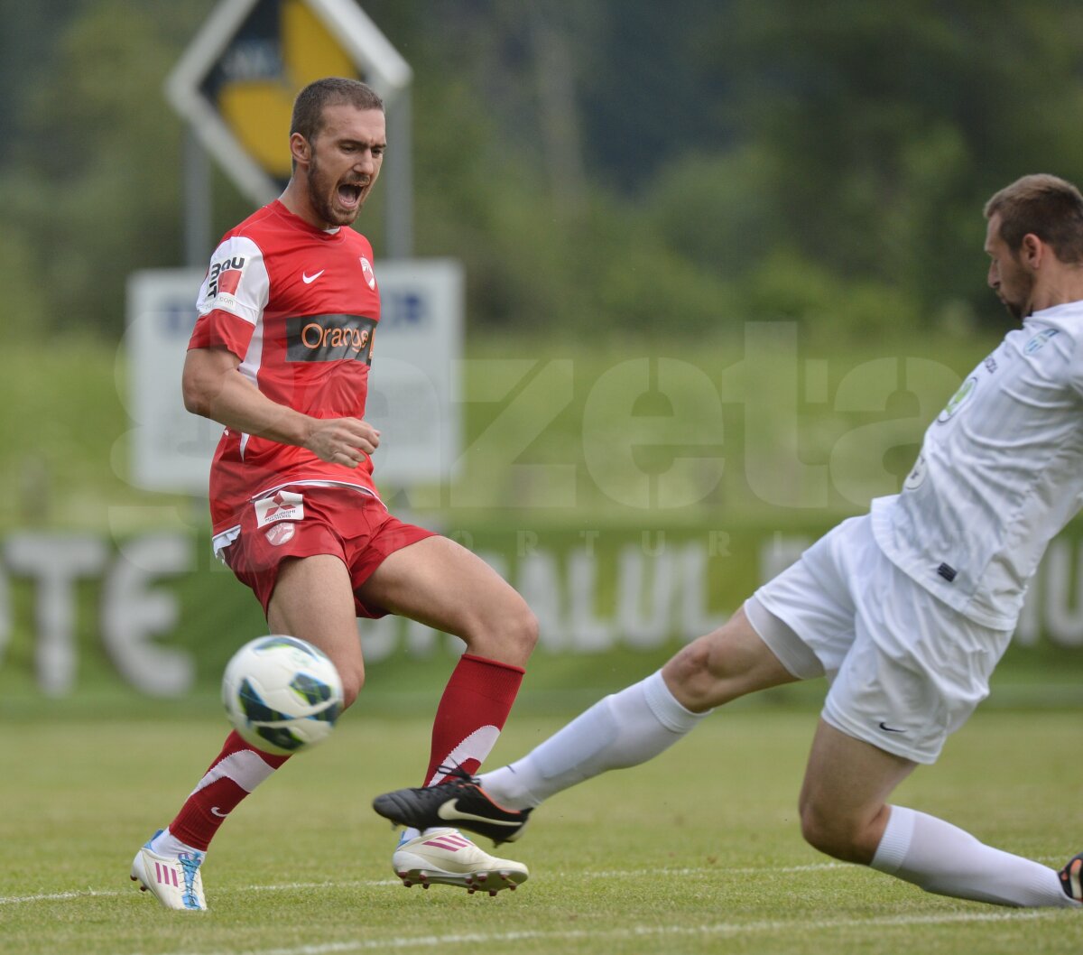 GALERIE FOTO ŞI VIDEO » Dinamo pierde din nou în Austria, 0-1 cu Mlada Boleslav