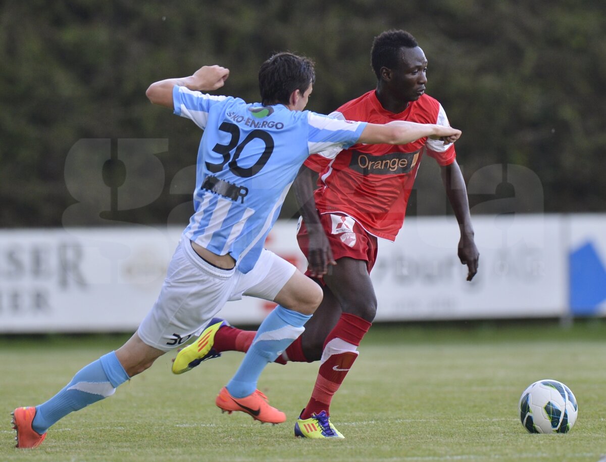 GALERIE FOTO ŞI VIDEO » Dinamo pierde din nou în Austria, 0-1 cu Mlada Boleslav