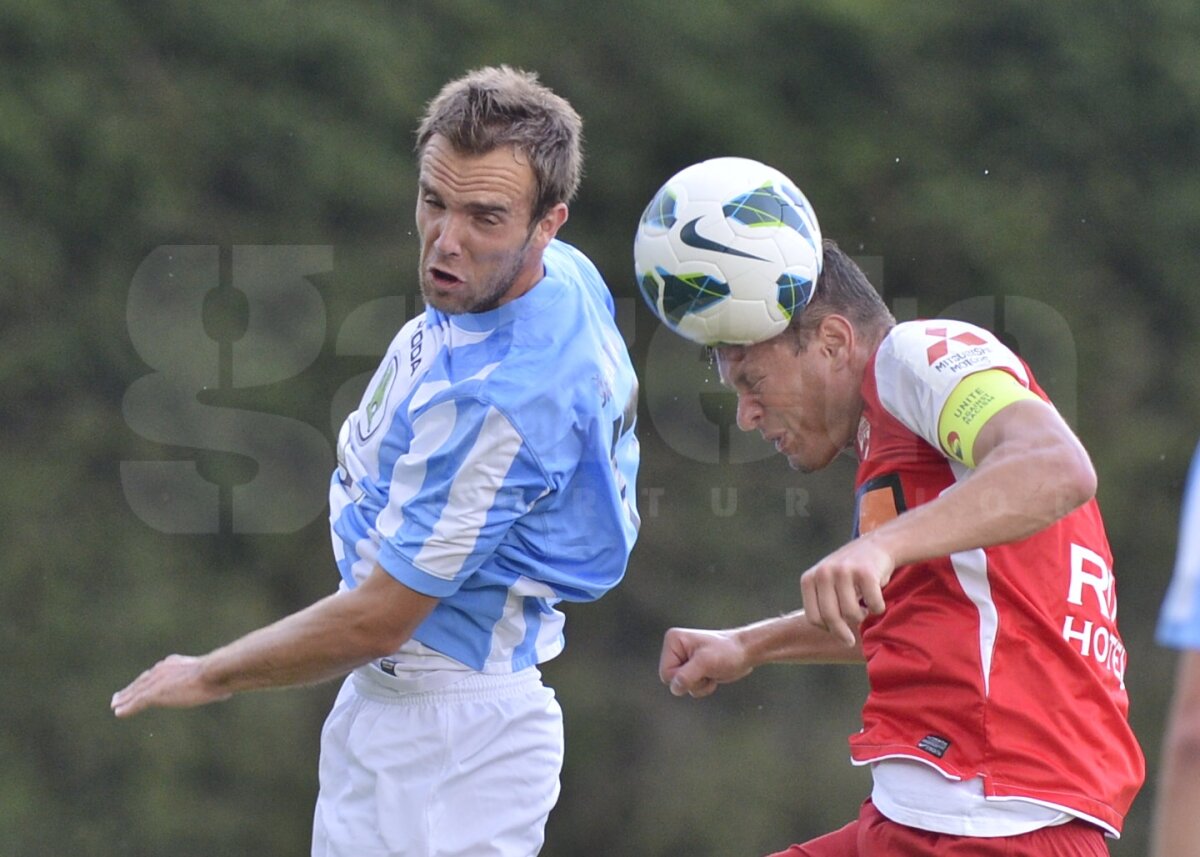 GALERIE FOTO ŞI VIDEO » Dinamo pierde din nou în Austria, 0-1 cu Mlada Boleslav