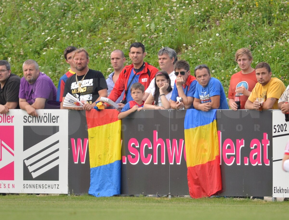 GALERIE FOTO » Steaua - Red Bull Salzburg 2-3. Prima înfrîngere din mandatul lui Reghecampf