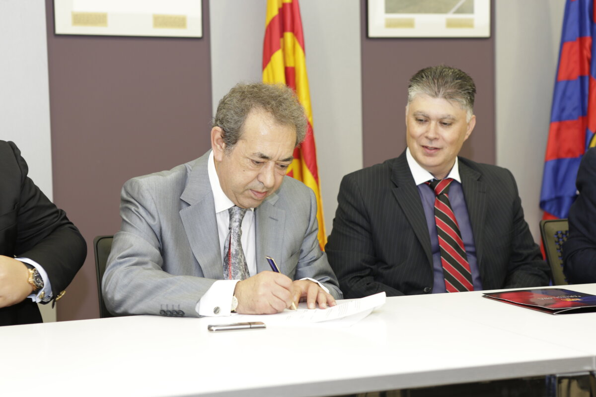 Află de unde îţi poţi achiziţiona bilete la superamicalul Dinamo-Barcelona şi cît costă un tichet! Catalanii au confirmat pe site-ul oficial partida!