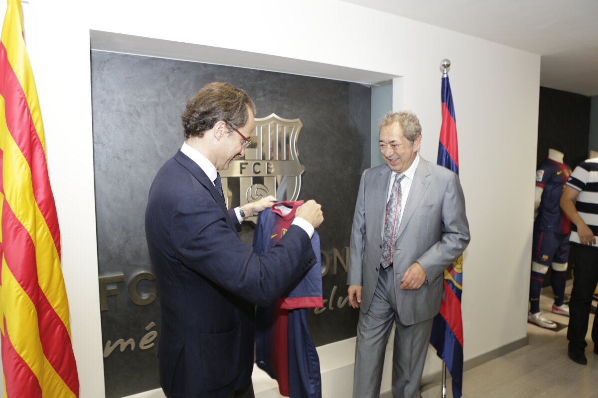 Află de unde îţi poţi achiziţiona bilete la superamicalul Dinamo-Barcelona şi cît costă un tichet! Catalanii au confirmat pe site-ul oficial partida!