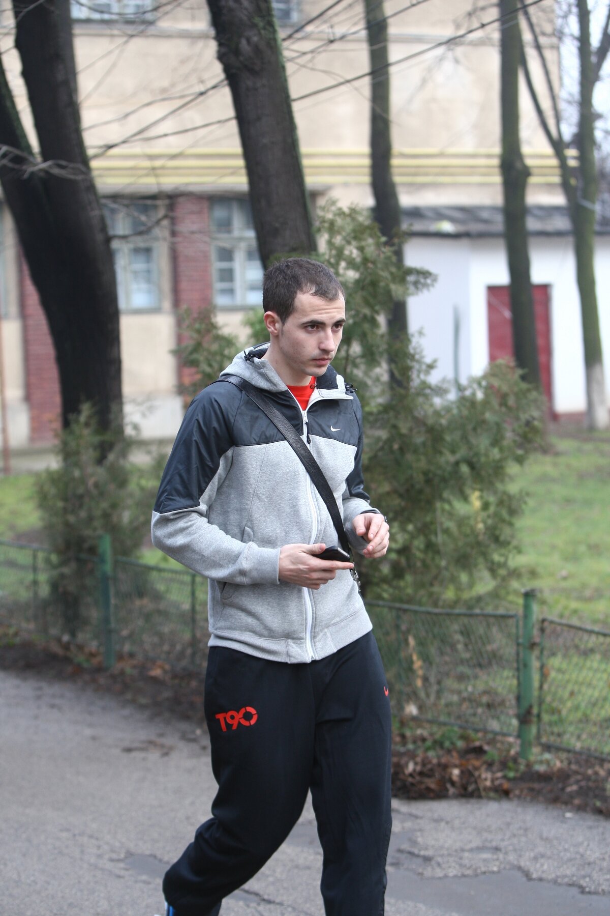 FOTO Îl mai recunoaşteţi? A fost învoit de la ”naţională” pentru a-şi face implant, dar mai rău a chelit