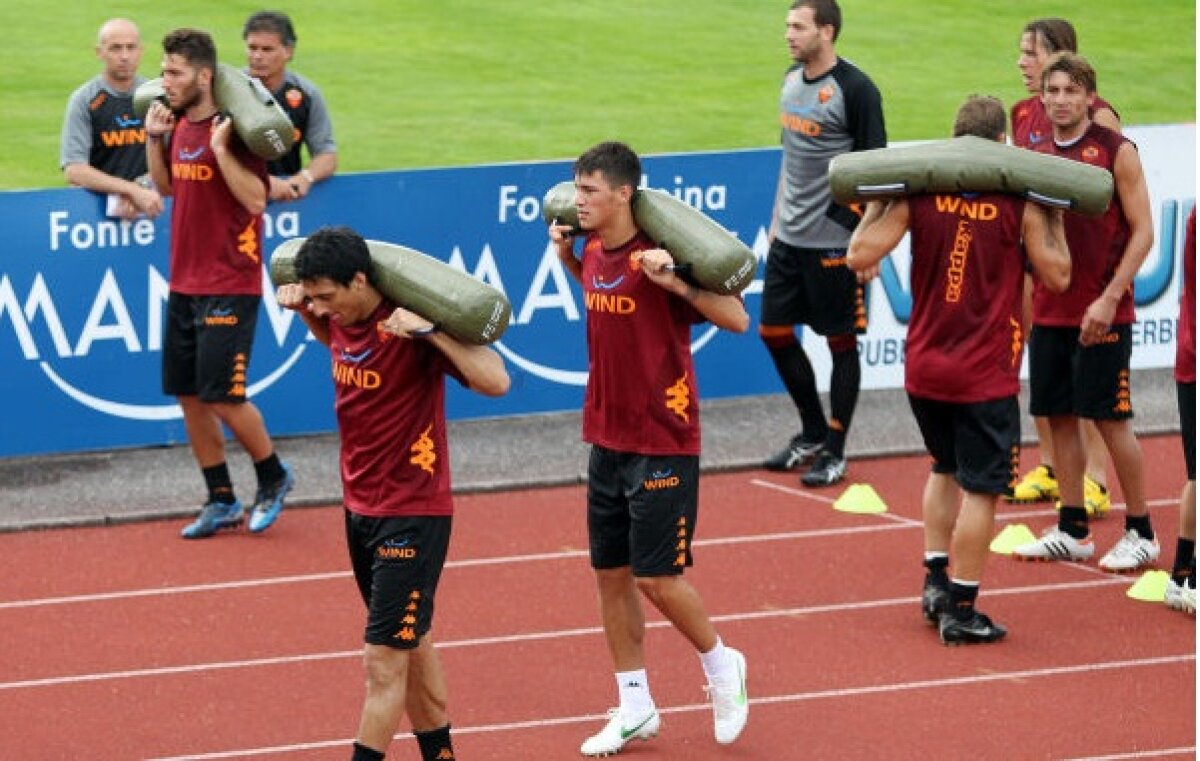 FOTO Nu se dezminte! Cum îi chinuie Zeman pe Lobonţ şi colegii lui de la Roma