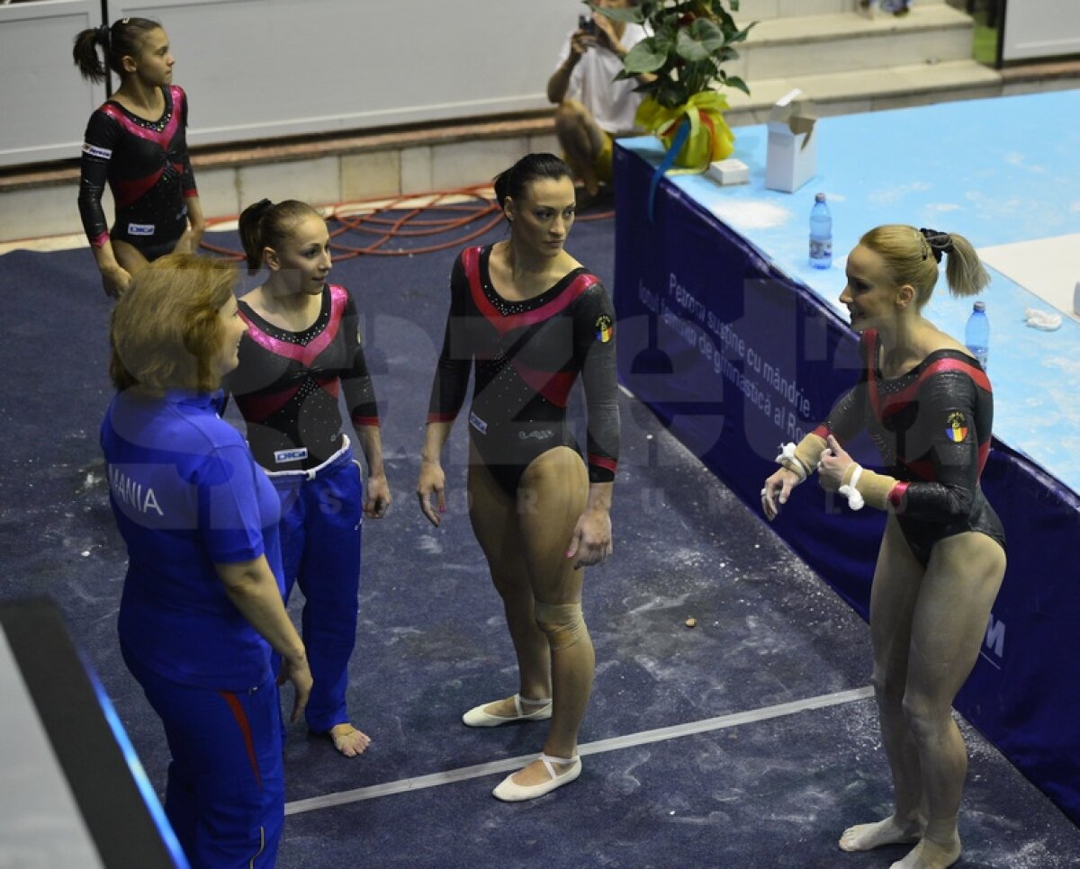 GALERIE FOTO / Repetiţie pe podium » Ultimul test al gimnastelor înainte de Jocurile Olimpice