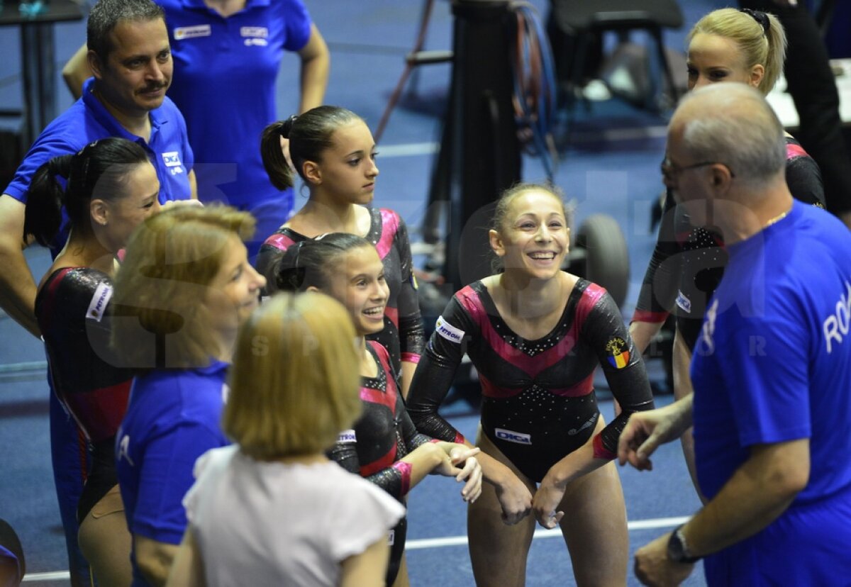 GALERIE FOTO / Repetiţie pe podium » Ultimul test al gimnastelor înainte de Jocurile Olimpice