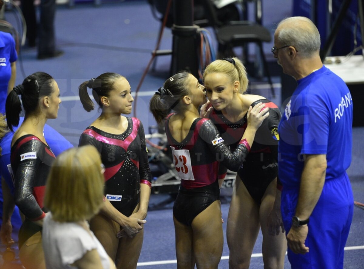 GALERIE FOTO / Repetiţie pe podium » Ultimul test al gimnastelor înainte de Jocurile Olimpice