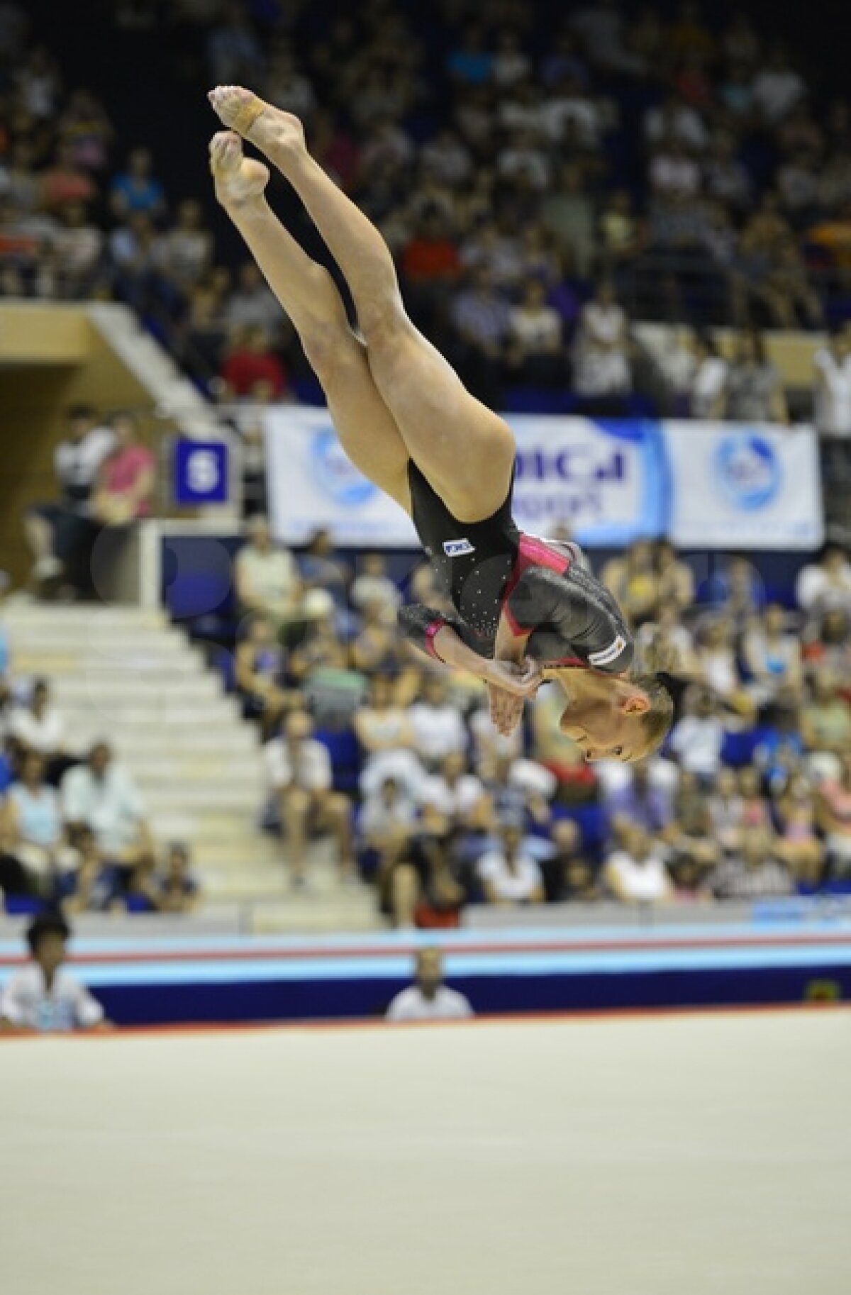 GALERIE FOTO / Repetiţie pe podium » Ultimul test al gimnastelor înainte de Jocurile Olimpice