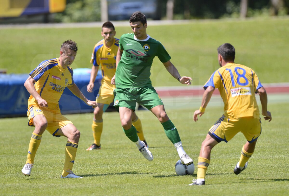 VIDEO şi FOTO Daniel Niculae a debutat la Kuban în egalul cu Petrolul, 0-0