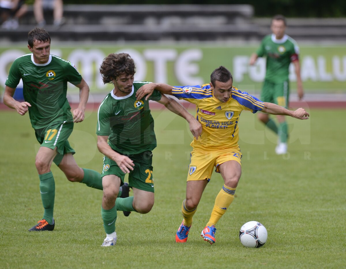 VIDEO şi FOTO Daniel Niculae a debutat la Kuban în egalul cu Petrolul, 0-0