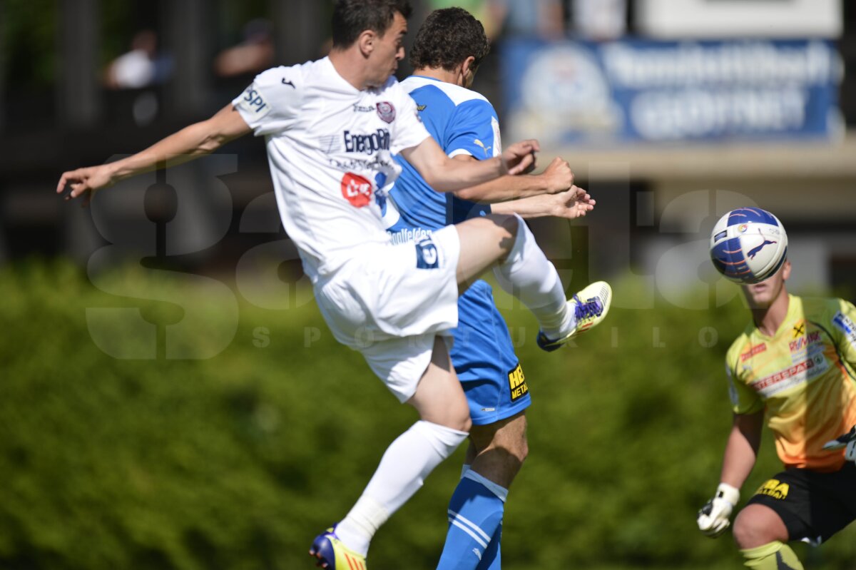 FOTO CFR Cluj - Pinzgau 2-0 » Victorie chinuită cu mai puţin de o săptămînă înaintea meciului cu Dinamo