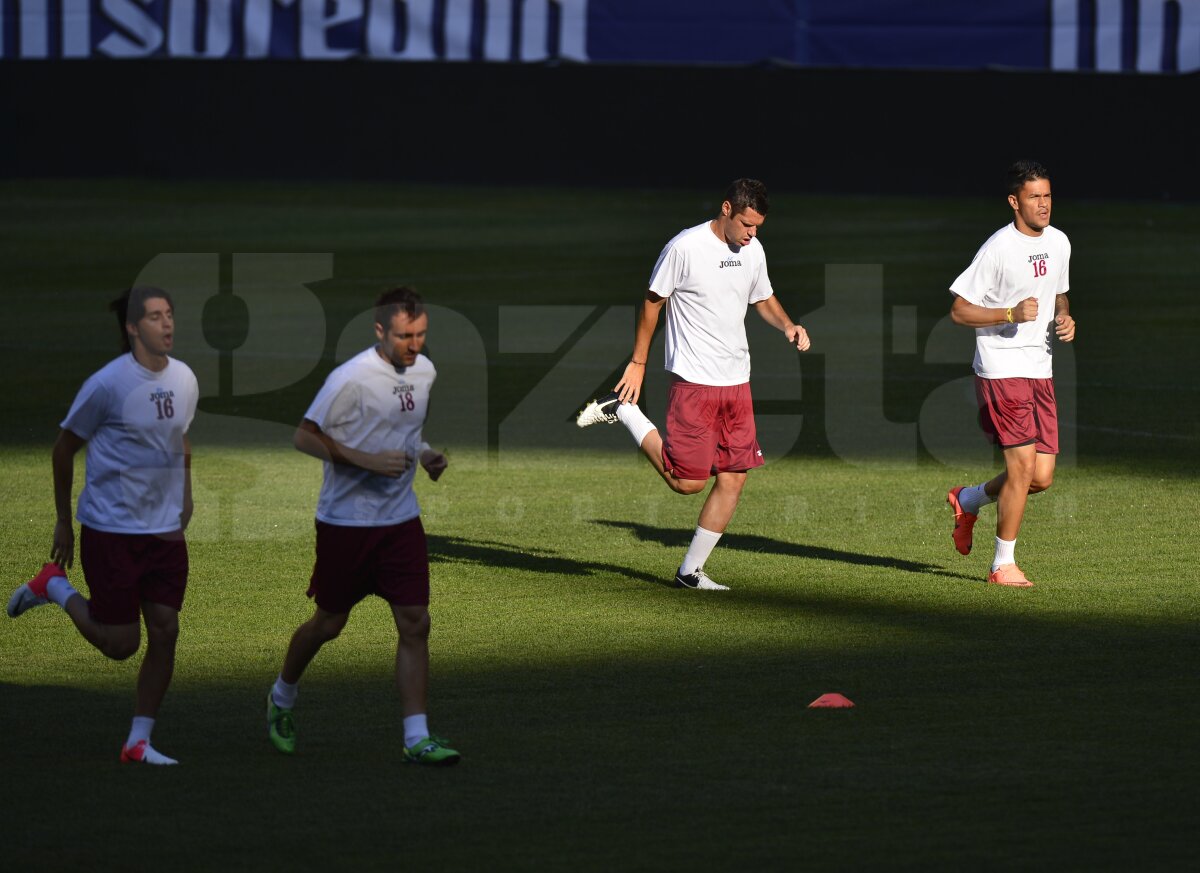 FOTO Campionii s-au antrenat pe National Arena pentru Supercupă şi-i ameninţă pe "cîini"