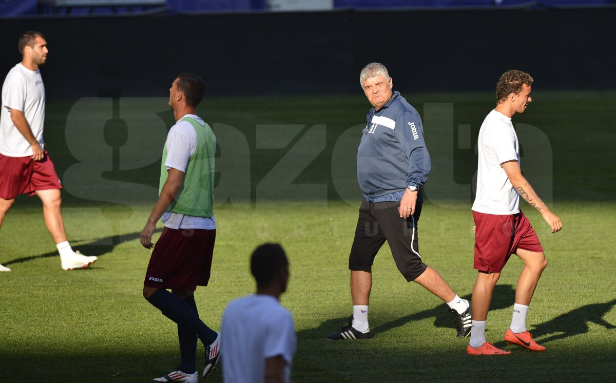 FOTO Campionii s-au antrenat pe National Arena pentru Supercupă şi-i ameninţă pe "cîini"