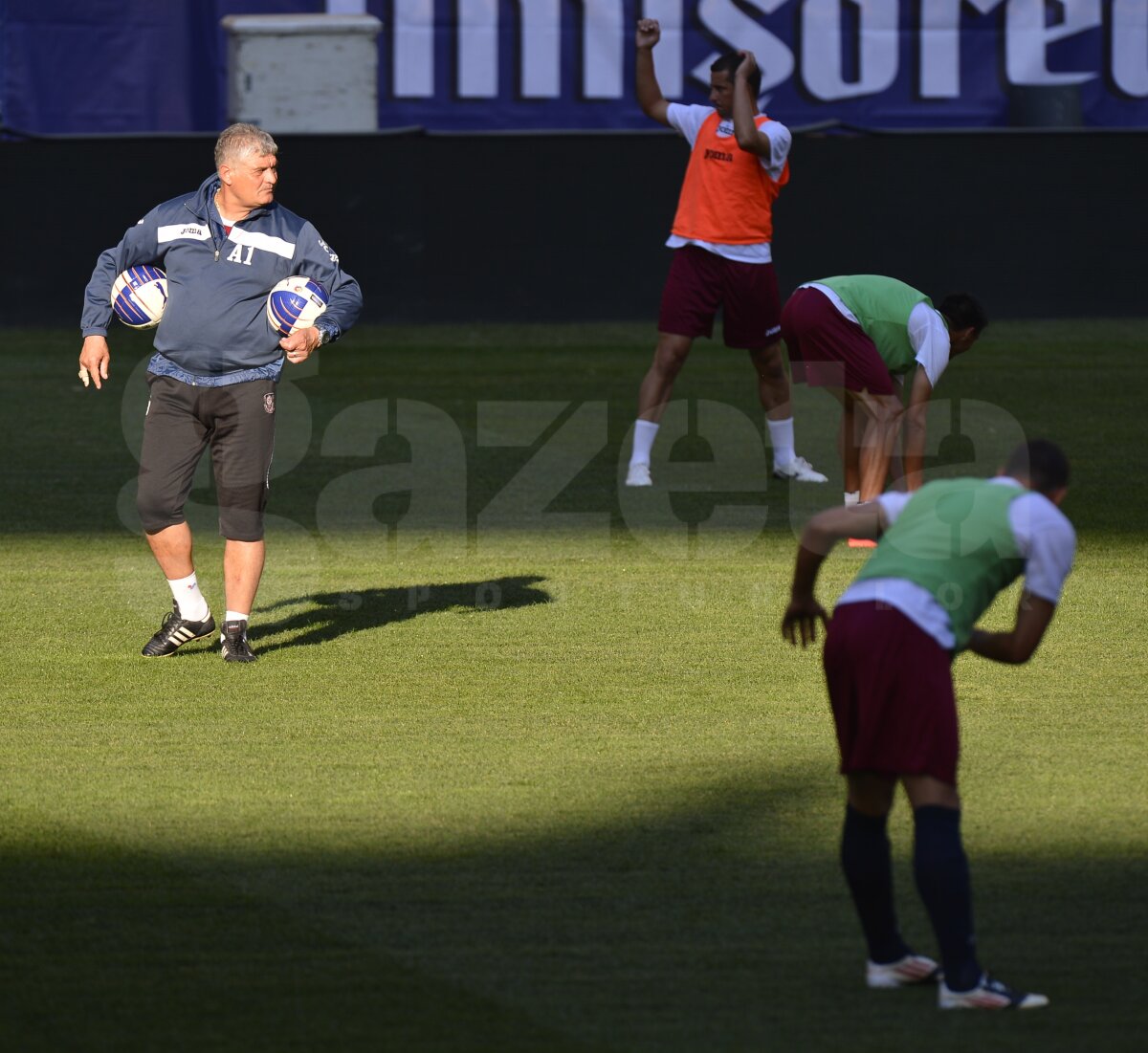 FOTO Campionii s-au antrenat pe National Arena pentru Supercupă şi-i ameninţă pe "cîini"