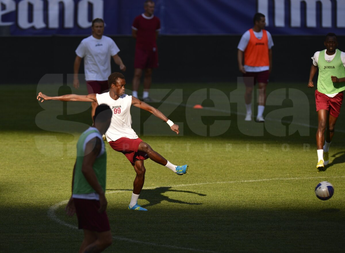 FOTO Campionii s-au antrenat pe National Arena pentru Supercupă şi-i ameninţă pe "cîini"