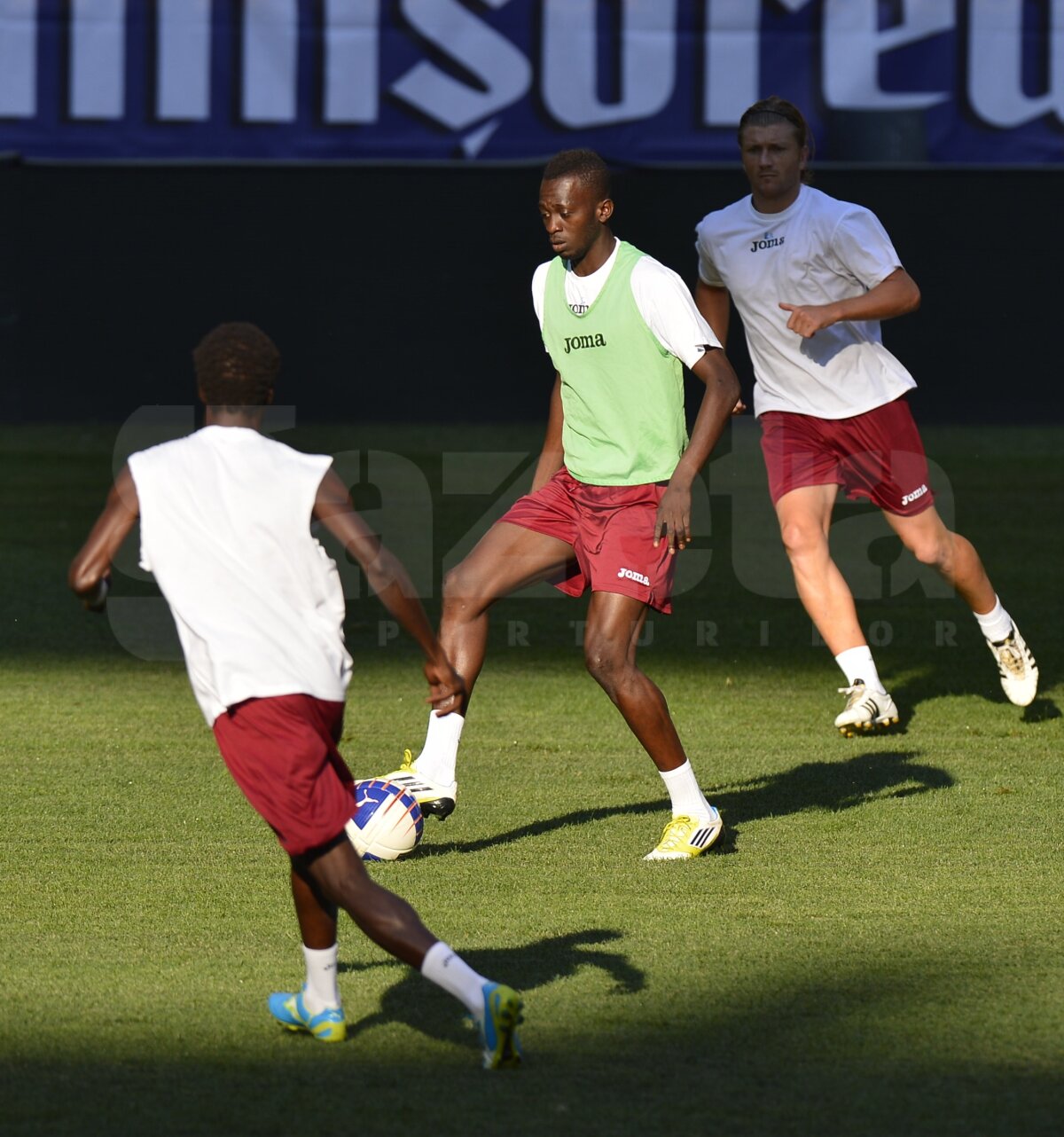 FOTO Campionii s-au antrenat pe National Arena pentru Supercupă şi-i ameninţă pe "cîini"