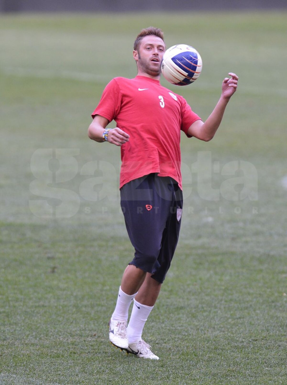 FOTO Dinamoviştii au un mesaj războinic pentru Andone: "Ne ştie bine, dar şi noi îl cunoaştem pe el" :)