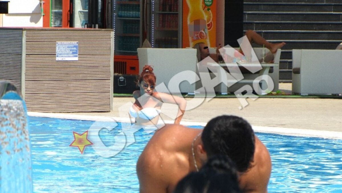 GALERIE FOTO » Din cantonament, în braţele iubitei. Cum s-a relaxat Tătăruşanu înainte de meciul cu Litex