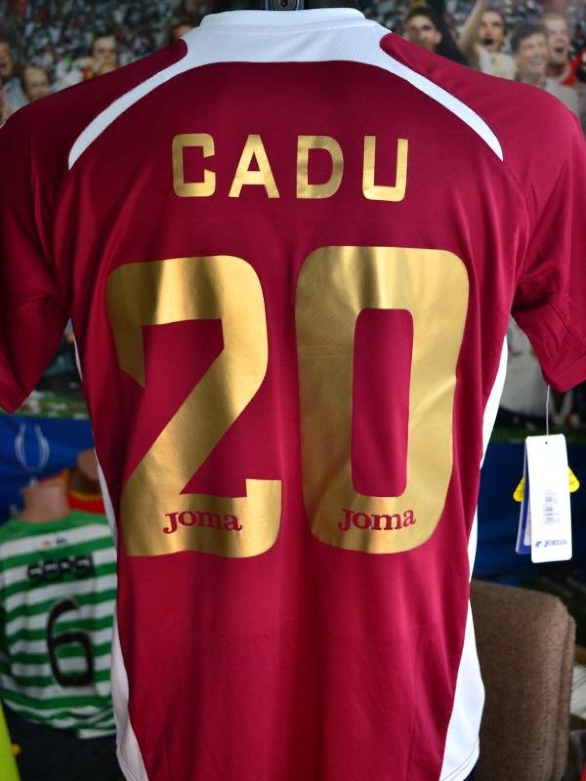 Să fie un semn? CFR îşi lansează cu Dinamo noile tricouri, cu litere AURII!