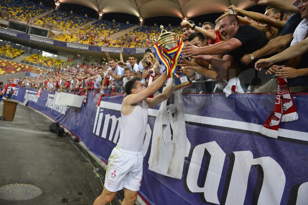 FOTO Bucurie bicoloră » Cele mai tari poze de la triumful lui Dinamo în Supercupă