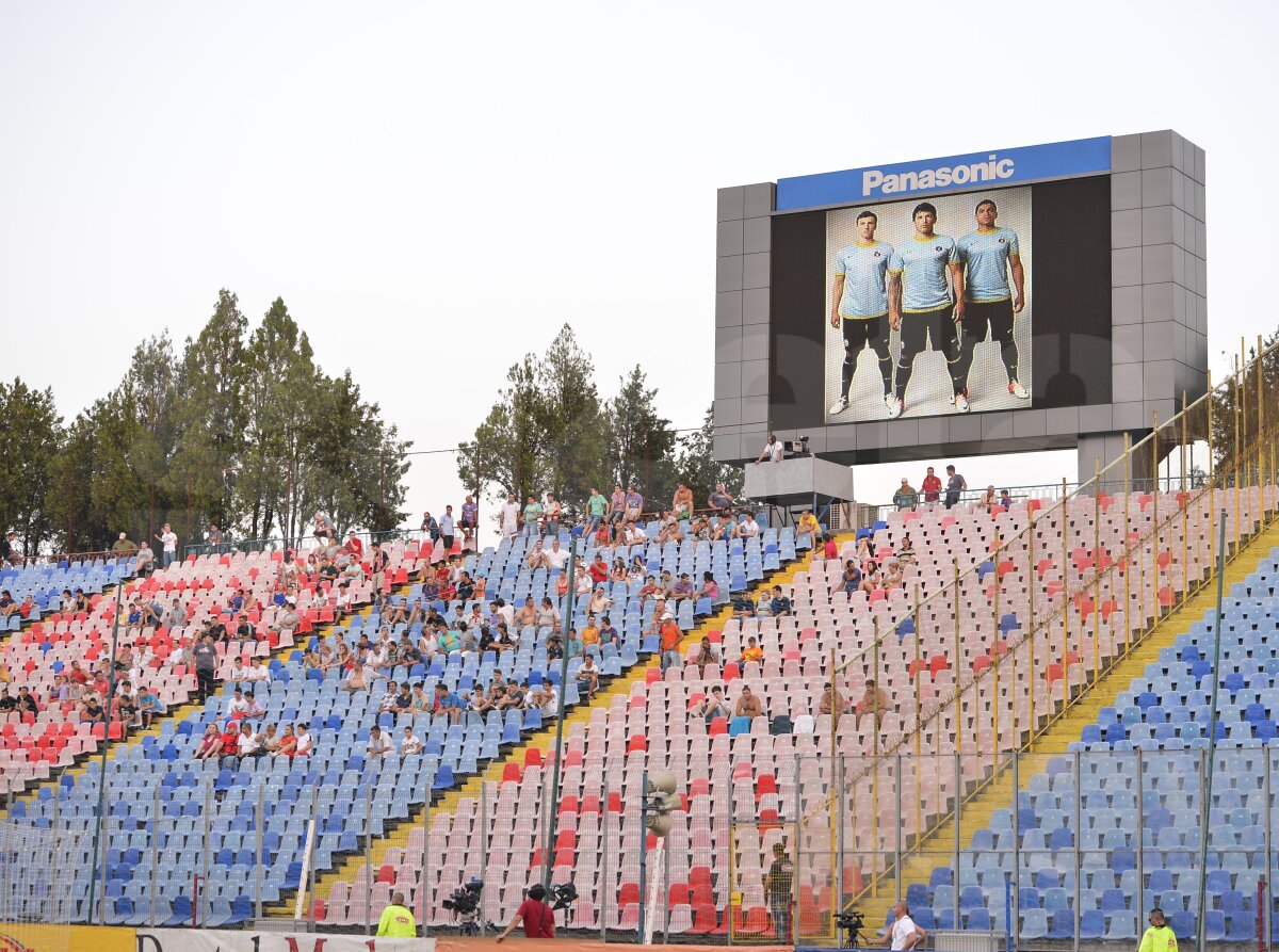 GALERIE FOTO » Steaua a bătut cu greu asistenţa de la Supercupă » Puţin peste 10.000 de fani la meciul cu Litex