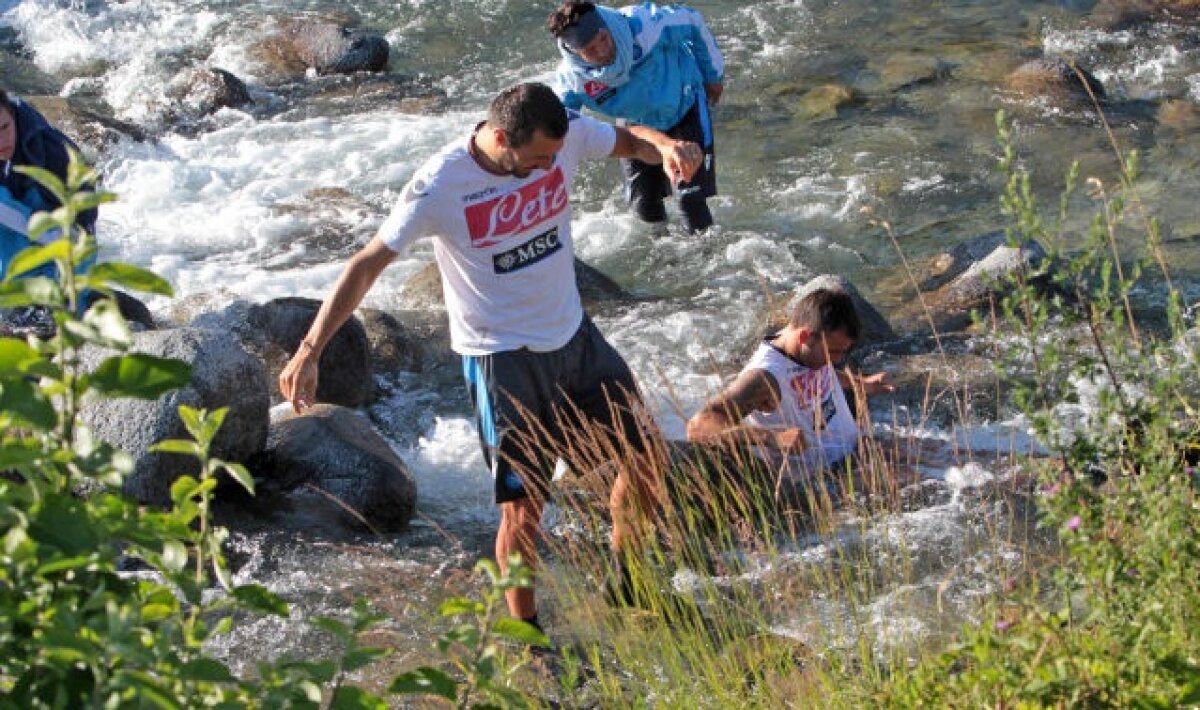 FOTO Rece ca gheaţa! Antrenamente speciale făcute de Napoli la munte