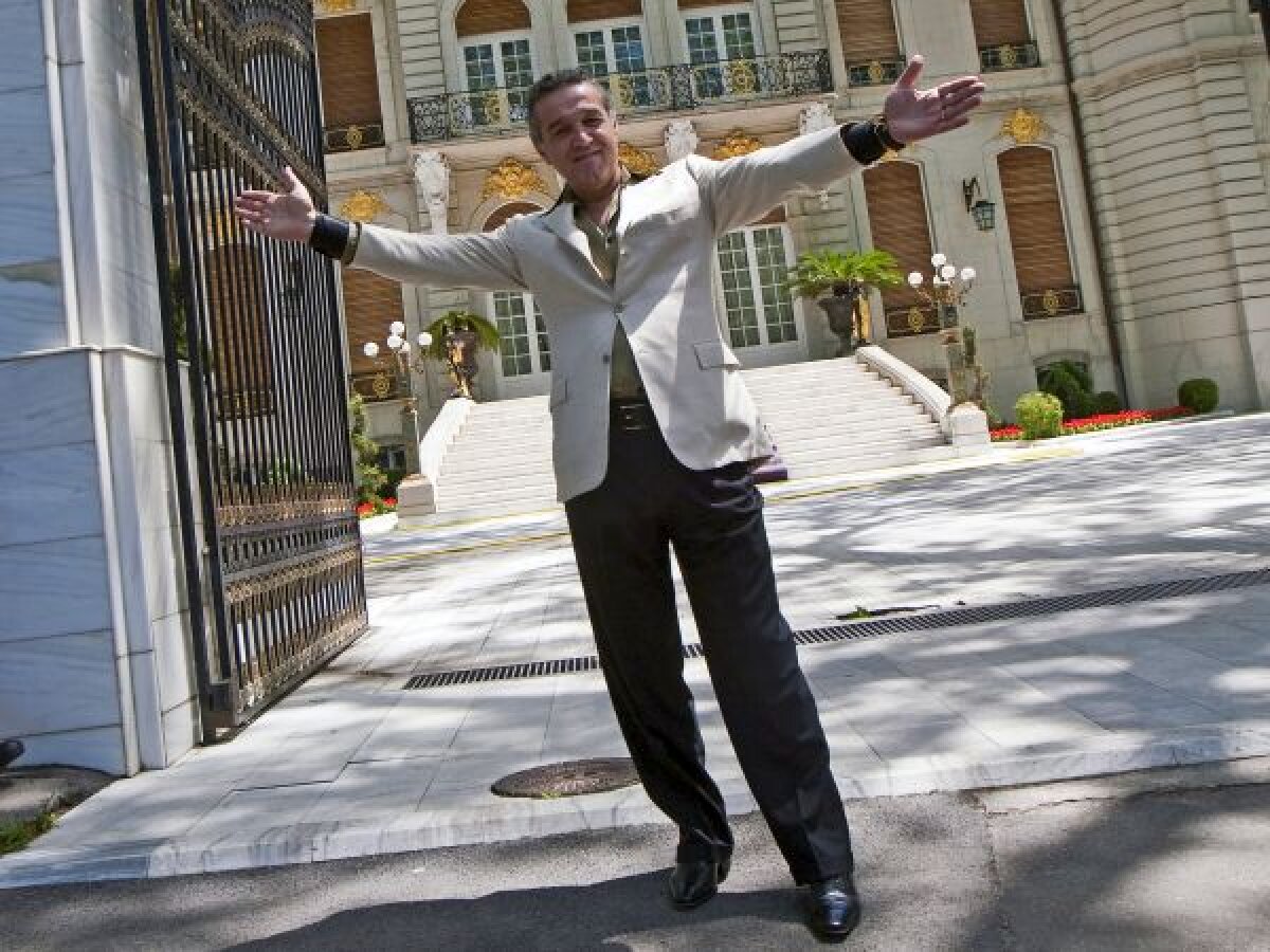 EXCLUSIV Ce surpriză: Steaua e pe profit în plină criză şi fără performanţe mari! Ce anomalie: clubul e dator la patron!