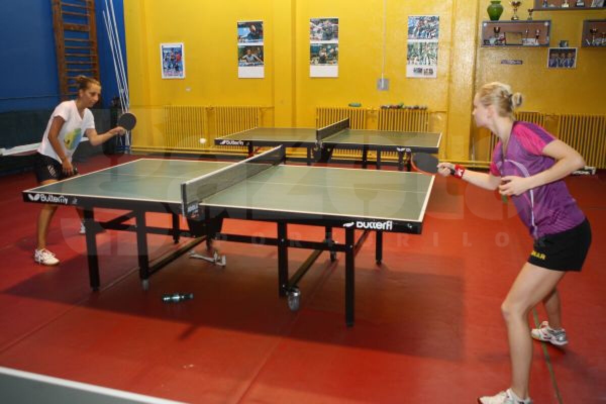 FOTO Urcuş pe zidul chinezesc » Tenisul de masă are trei reprezentanţi la JO, două fete şi un băiat