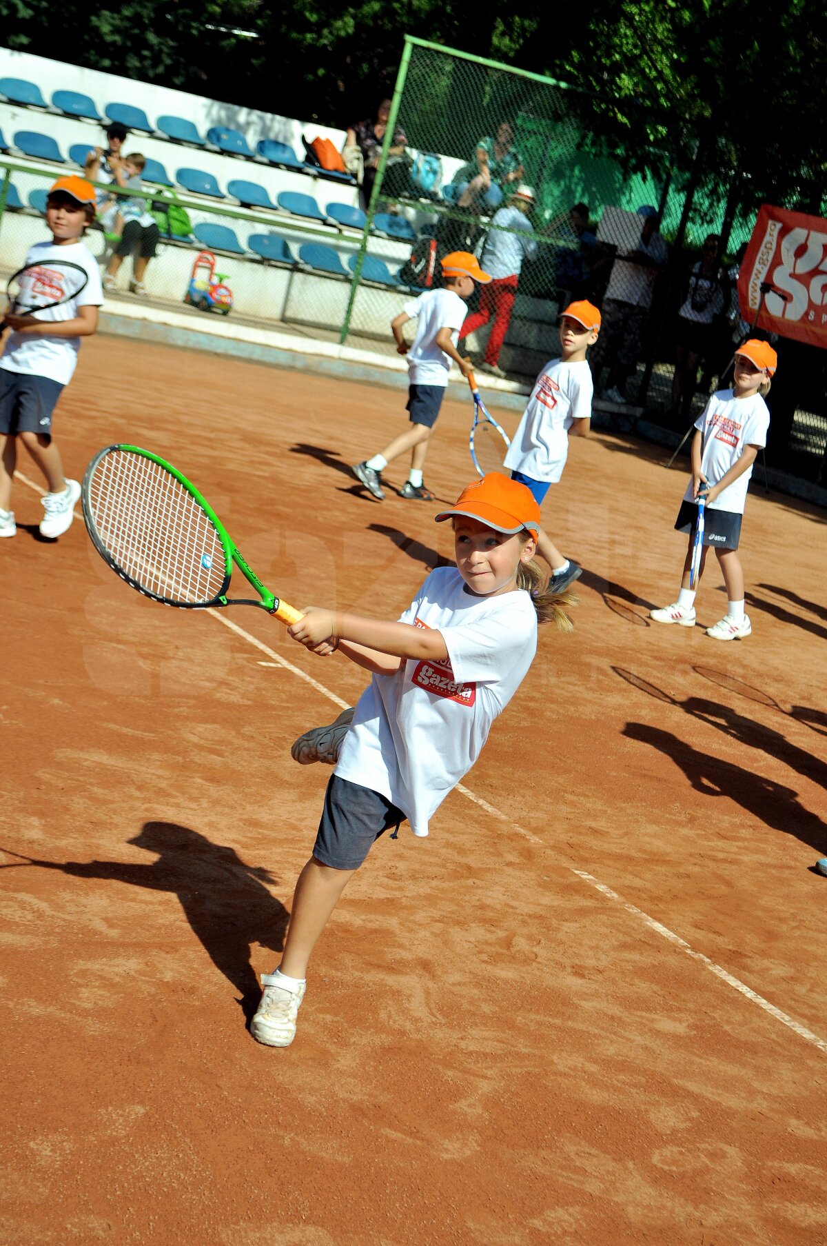 FOTO Copiii, în centrul atenţiei la BCR Open » Kids Day Gazeta Sporturilor 2012