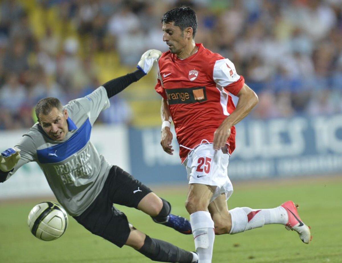 FOTO şi VIDEO Dănciulescu a salvat debutul "cîinilor" în noul sezon » CS Severin - Dinamo 1-2