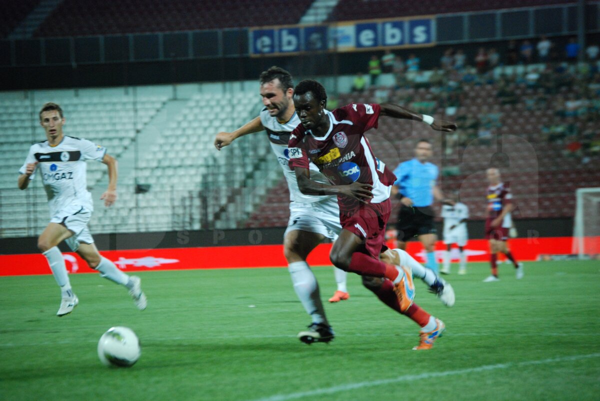FOTO şi VIDEO CFR Cluj - Gaz Metan Mediaş 1-1 » Ando are probleme. Campionii fac primul pas greşit în noul sezon