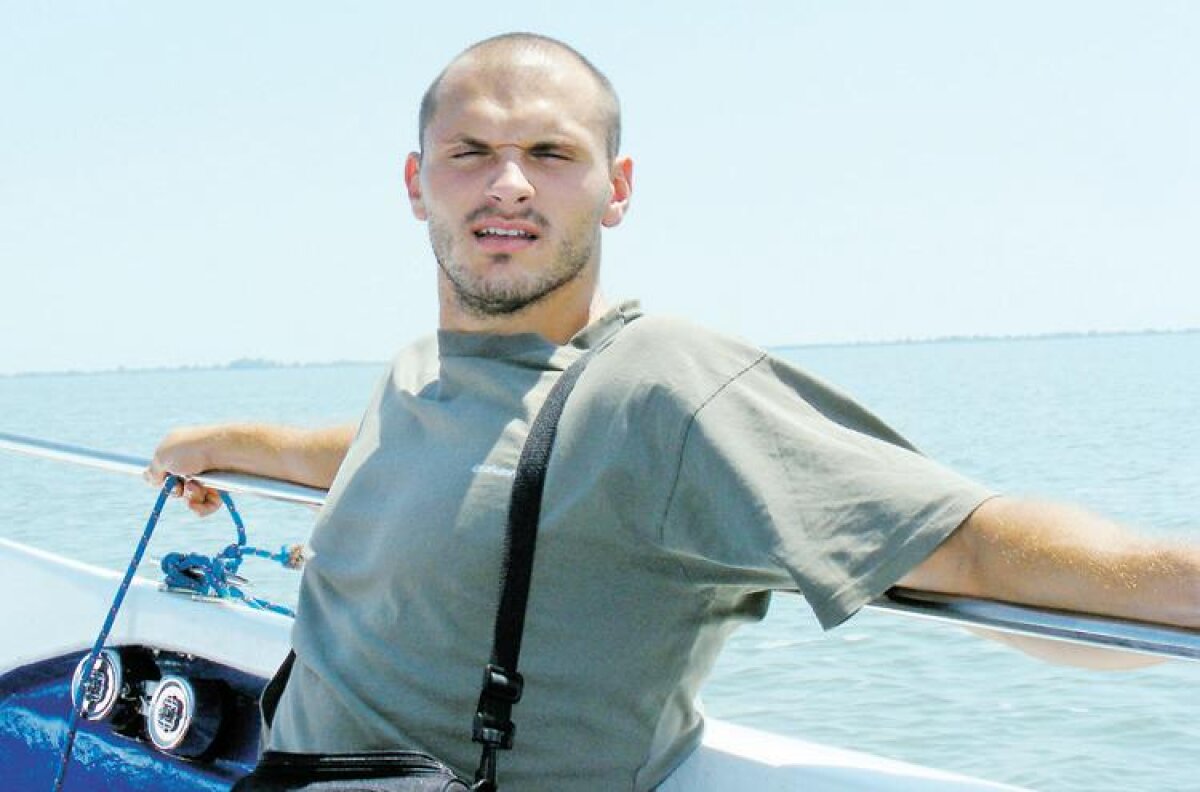 FOTO Şocant! Zîmbetul stîlcit de fiare » Aşa arată kaiacistul Iustin Porcăraşu, la o lună de la accident