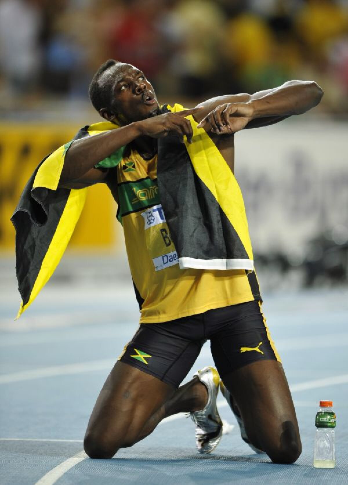 Pariuri trăznite şi românii favoriţi » Bookmakerii aprind Olimpiada: de la pălăria Reginei pînă la stocul de prezervative din Satul Olimpic!