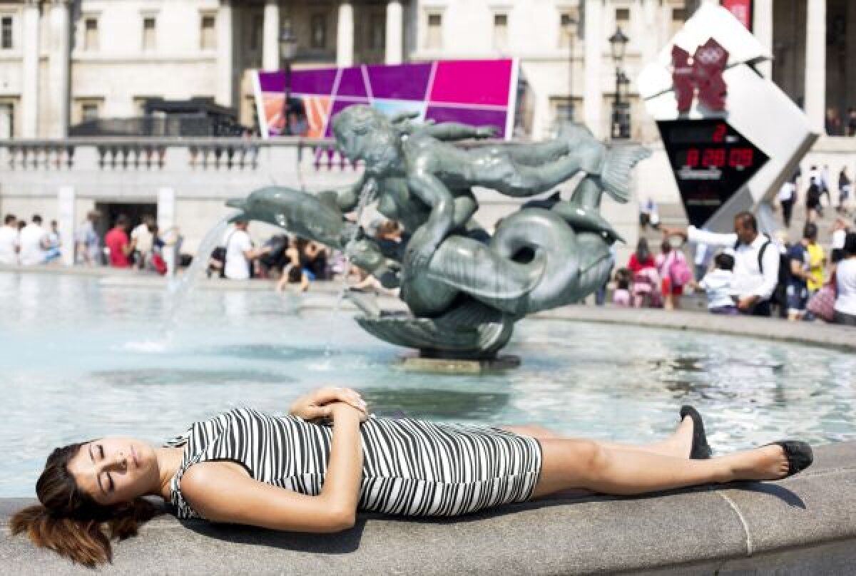 FOTO Calmul de dinaintea furtunii la Londra