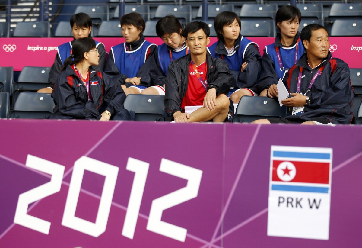 Prima gafă la Olimpiadă » Coreea de Nord a blocat meciul cu Columbia din cauza unei confuzii cu steagurile