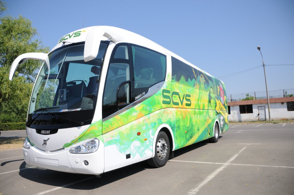 FOTO Rivalizează cu Real Madrid şi FC Barcelona » Vasluiul are un nou autocar