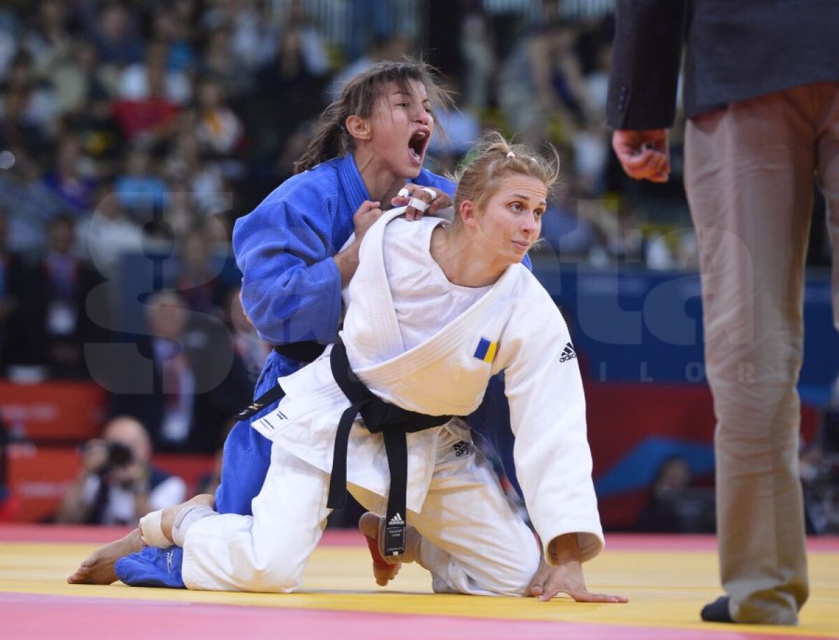 FOTO Argint în prima zi la Olimpiadă » Alina Dumitru aduce prima medalie pentru România la Londra! Felicitări, Alina!