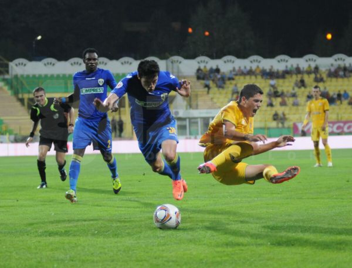VIDEO + FOTO Sînmărtean taie aripile Petrolului » Vasluiul învinge cu 3-0 revelaţia primei etape