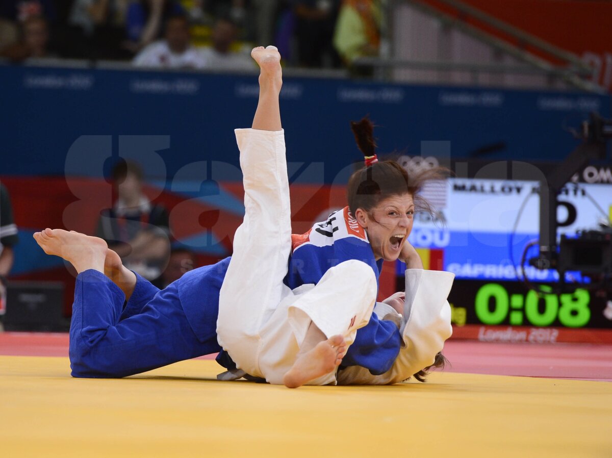 FOTO Corina Căprioriu a cîştigat medalia de argint la judo, categoria 57 kg!