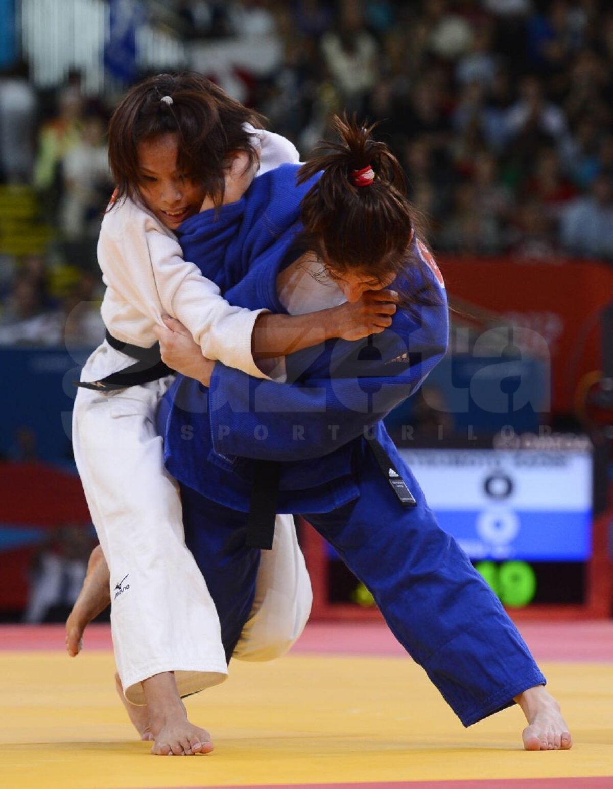 FOTO Corina Căprioriu a cîştigat medalia de argint la judo, categoria 57 kg!