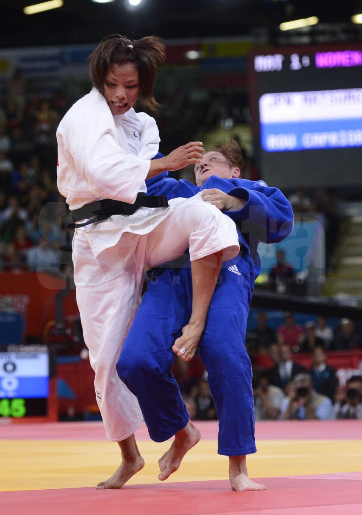 FOTO Corina Căprioriu a cîştigat medalia de argint la judo, categoria 57 kg!