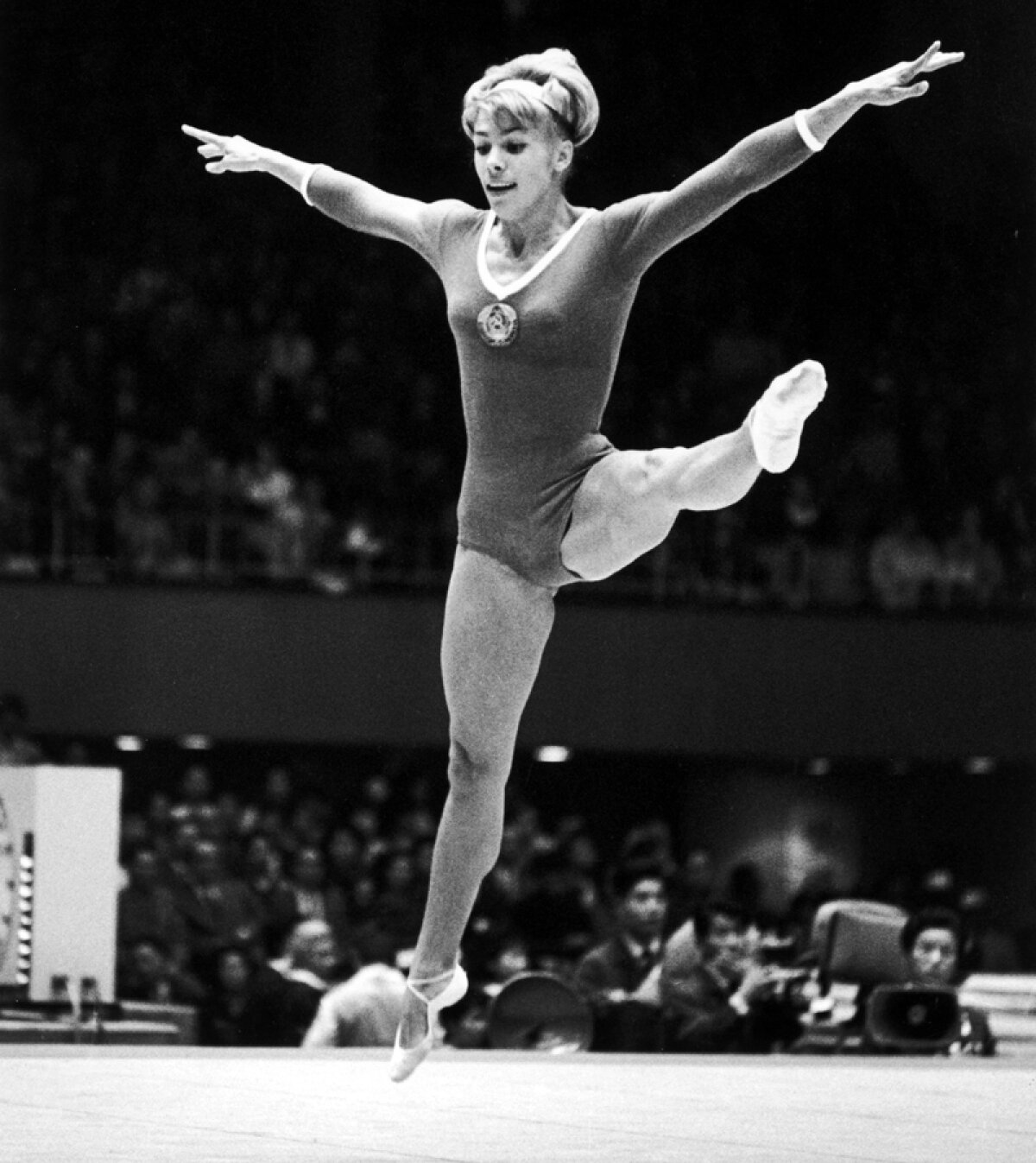 Uriaşul fluture de apă şi gimnasta balerină » Michael Phelps a devenit cel mai medaliat sportiv din istoria Jocurilor Olimpice