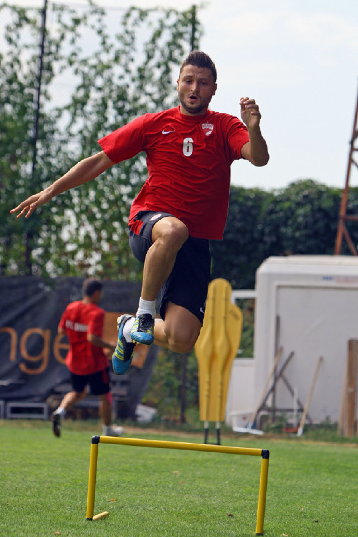 GALERIE FOTO » Alvarez, la primul antrenament cu Dinamo! Vezi imagini de la şedinţa de pregătire