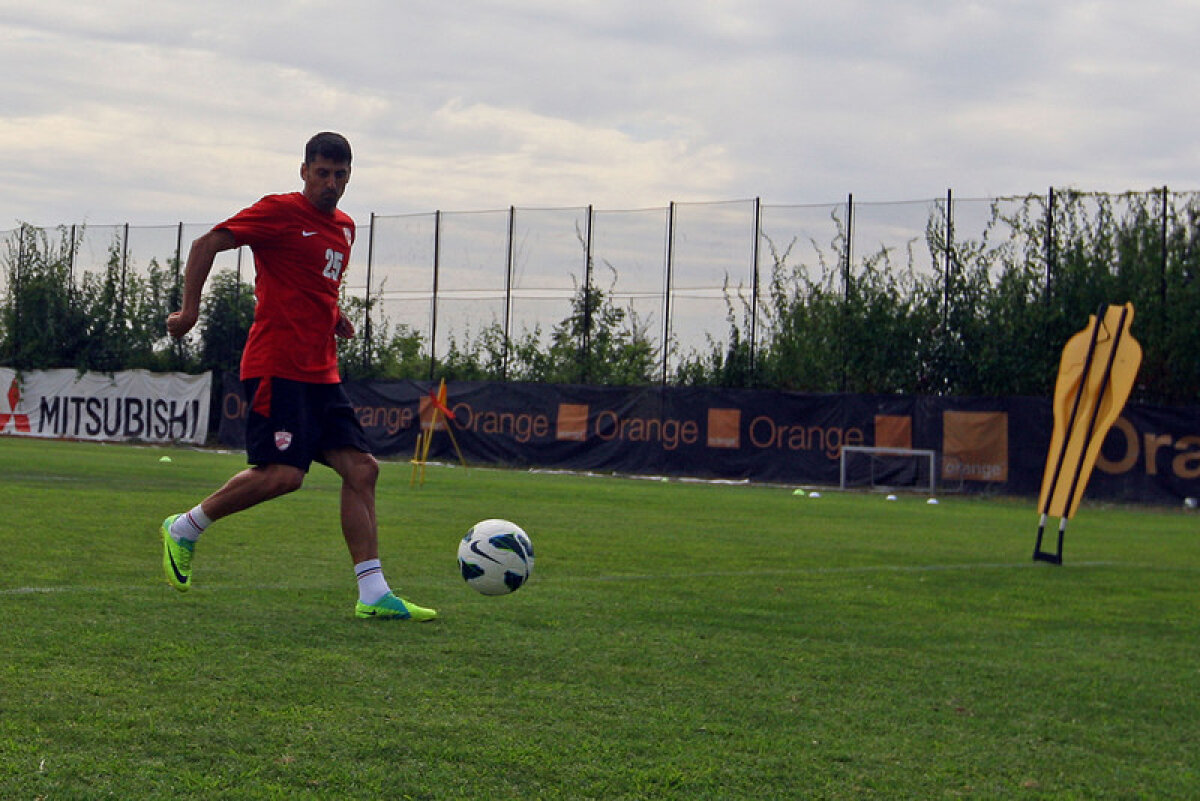 GALERIE FOTO » Alvarez, la primul antrenament cu Dinamo! Vezi imagini de la şedinţa de pregătire