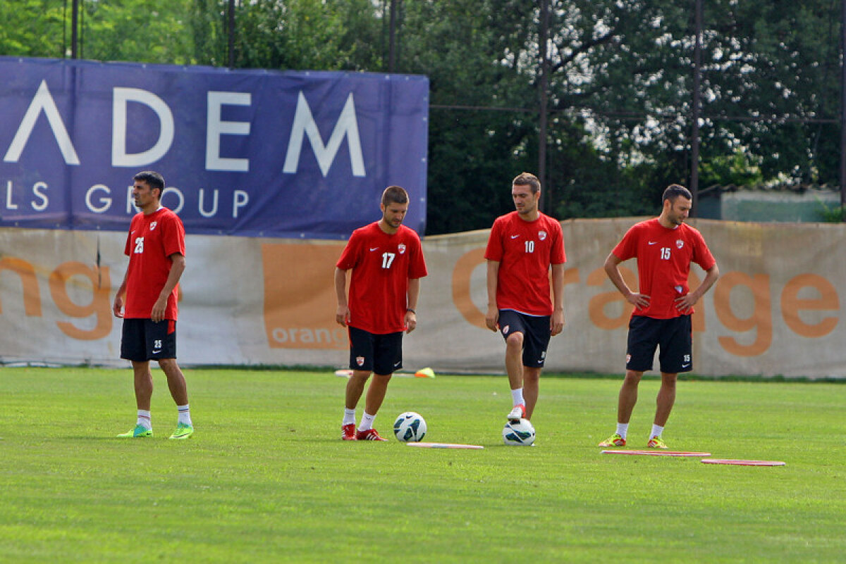 GALERIE FOTO » Alvarez, la primul antrenament cu Dinamo! Vezi imagini de la şedinţa de pregătire