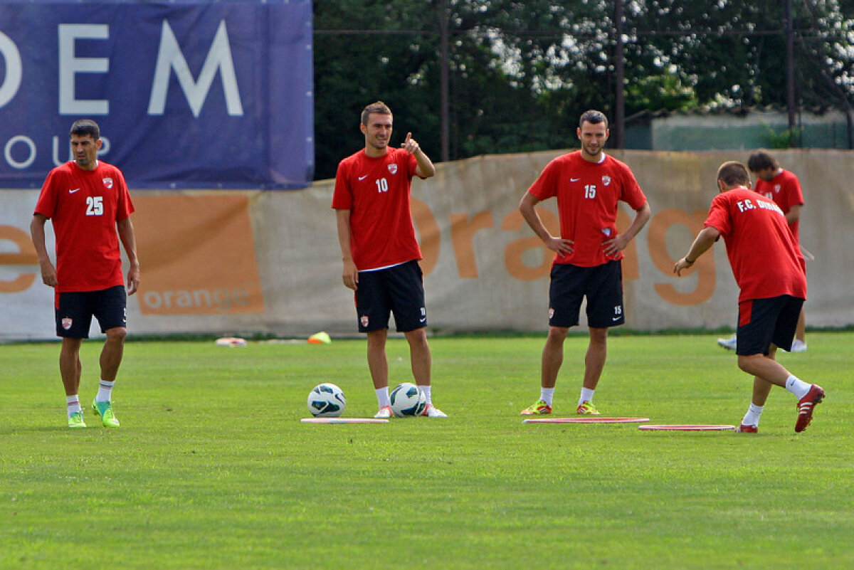 GALERIE FOTO » Alvarez, la primul antrenament cu Dinamo! Vezi imagini de la şedinţa de pregătire